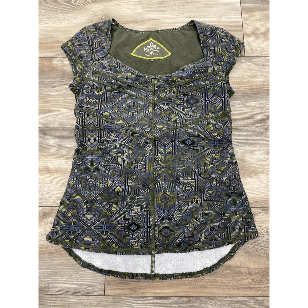 Prana Calypso Active Women's Top Cargo Green Yoga Pilates Hiking with Bra Small
